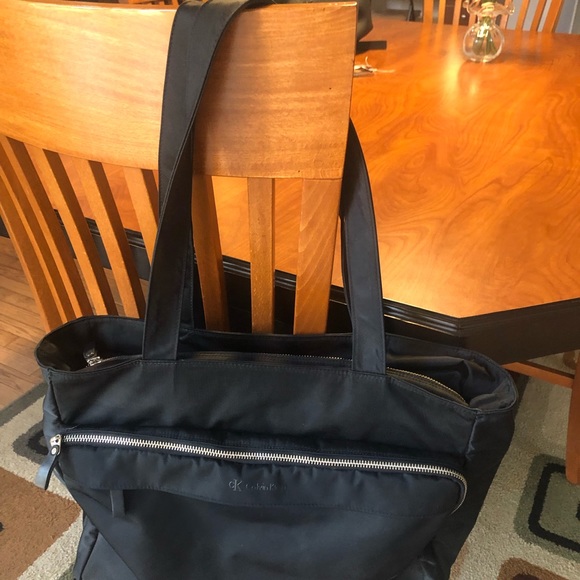 Calvin Klein weekend bag or computer bag - Picture 3 of 10